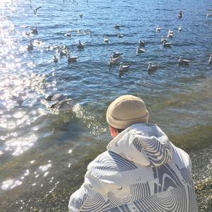 美女晚内衣脱内裤
