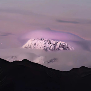 美女晚内衣脱内裤
